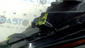 Left front headlight Toyota Venza 21-24 XLE Limited lens, with mount, sand, broken mounts, crack, yellow LED