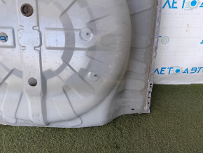 The trunk trough of Nissan Rogue 14-20 2.5 is drilled out