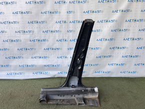 The right center pillar of the Infiniti QX50 19-25 was sawed off.