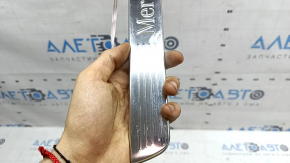 Outer front left door sill trim Mercedes W167 GLE 20-26 chrome with backlight, scratches, torn wire insulation