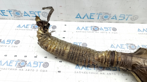The inlet pipe with the catalytic converter of Ford Edge 19-24 2.0T has a torn corrugation