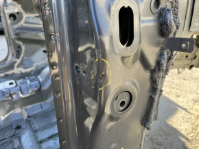 Front right quarter of Ford Edge 19-24 on the body, graphite, dented, tears, broken bolts