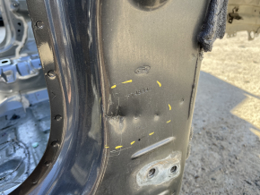 Front right quarter of Ford Edge 19-24 on the body, graphite, dented, tears, broken bolts