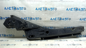 The front right underbody protection of Toyota Venza 21-24 is dented and cracked