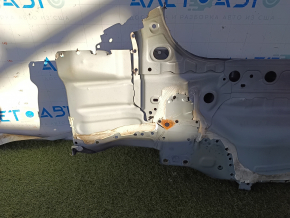 The rear panel of the Honda Accord 16-17 rest hybrid is drilled, graphite