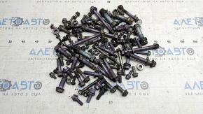 Front suspension hardware for Toyota Venza 21 - incomplete