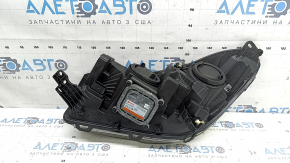 Front right headlight assembly Ford Escape MK3 17-19 rest xenon + LED light, polished, scratches, cobweb