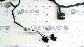 Wiring for the tailgate of the Ford Escape MK3 17-19 rest
