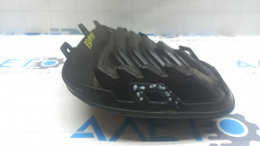 Right fog light plug Ford Escape MK4 23-26 structure, scratches, crack in mount