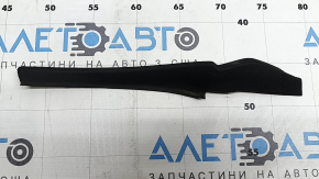 Left windshield wiper seal for Ford Escape MK4 20-26, broken fasteners