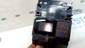 Infiniti QX50 19-25 second row climate control, scratches