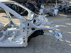 Front right quarter panel for Subaru Forester 25-26 on the body, white