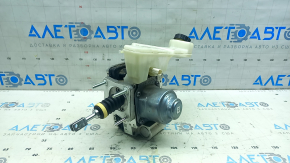 Brake booster Ford Escape MK4 23-26 with reservoir and cover