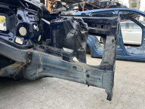 Front left quarter panel of Mercedes W167 GLE 20-25 on the body, blue