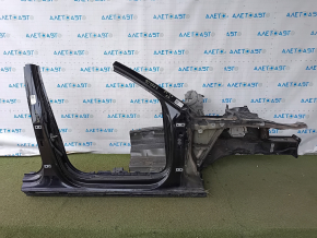 Front right quarter of Audi A4 B9 17-25 sawed off with central pillar, black
