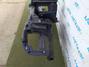 Front right quarter of Porsche Macan 15-26 sawed off with central pillar, blue, pokes