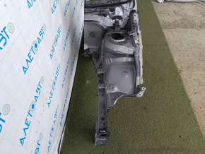 The front left quarter of Lexus CT200h 11-17 is sawn off, graphite, rusty