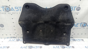 The rear engine guard of the Ford Escape MK3 17-19 is worn out