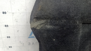 The rear engine guard of the Ford Escape MK3 17-19 is worn out