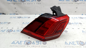 Left outer wing light VW Tiguan 18-24 usa, scratches