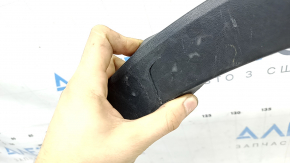 Rear left wing arch trim VW Tiguan 18-24 structure, broken fastening, broken fastening, cracked