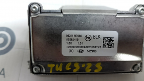 Hyundai Tucson 25-26 lane monitoring camera on the windshield