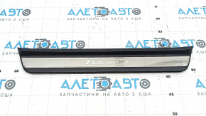 Outer front left door sill plate Hyundai Tucson 22-26 black with chrome, scratches, stains on chrome
