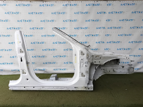 Front right quarter of Land Rover Range Rover Velar 18-20 sawed off with the central pillar, white