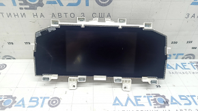 Instrument cluster VW Tiguan 22-24 digital, 33k, chipped glass fragment