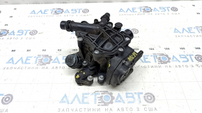 Thermostat housing assembly BMW X3 G01 18-21 2.0T broken, for spare parts