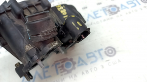 Thermostat housing assembly BMW X3 G01 18-21 2.0T broken, for spare parts