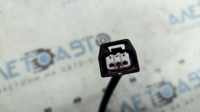 Wiring under the hood of Toyota Camry v70 18-24 hybrid
