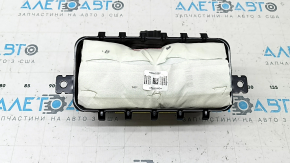 Passenger airbag in the dashboard of Hyundai Tucson 25-26