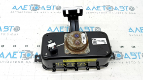 Passenger airbag in the dashboard of Hyundai Tucson 25-26