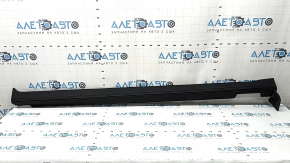 Left threshold Hyundai Tucson 22-26 structure, crack in fastening