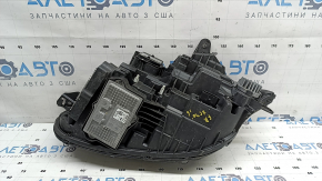Front right headlight assembly Volvo XC90 16-17 LED, needs polishing, scratches, cobwebs, chips