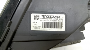 Front right headlight assembly Volvo XC90 16-17 LED, needs polishing, scratches, cobwebs, chips
