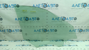 Volvo XC90 front left door glass 16-26 scratches