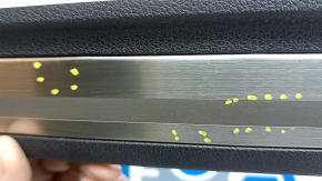 Front right outer threshold trim Kia Niro 17-22 chrome, scratches on chrome