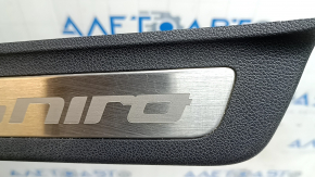 Rear left outer threshold plate Kia Niro 17-22 chrome, scratches on chrome