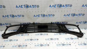 Lower grille of the front bumper of the Kia Niro 17-19 HEV, PHEV under fog lights and radar, sand, non-factory holes, scratches and nicks on the moldings