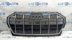 Radiator grill assembly Audi Q5 80A 21-25 black gloss, emblem and molding chrome, Quattro, cracks, non-standard holes, scratch