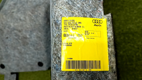 Audi A3 22-26 black floor covering
