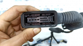 Wiring for the rear left door of the Audi Q5 80A 18-24 keyless