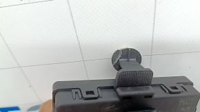 Front left door computer Audi A3 22-26 broken fastening, broken fastenings
