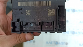 The front right door computer of the Audi A3 22-26 has broken fasteners