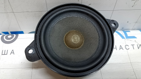The Audi A3 22-26 dashboard speaker is dented