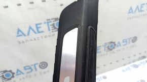Outer front right door sill trim Audi Q5 80A 18-25 black with chrome, scratches, broken edges, scuffs, broken fastening