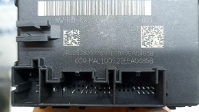 The rear right door computer of the Audi A3 22-26 has broken fasteners