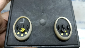 The rear right door computer of the Audi A3 22-26 has broken fasteners